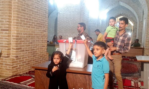 دقایق پایانی انتخابات ریاست‌جمهوری در شهرستان نیشابور 