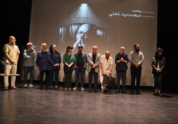 یک دقیقه تعظیم به تئاتر؛ شبی که هنرمندان از سعید ذهنی گفتند