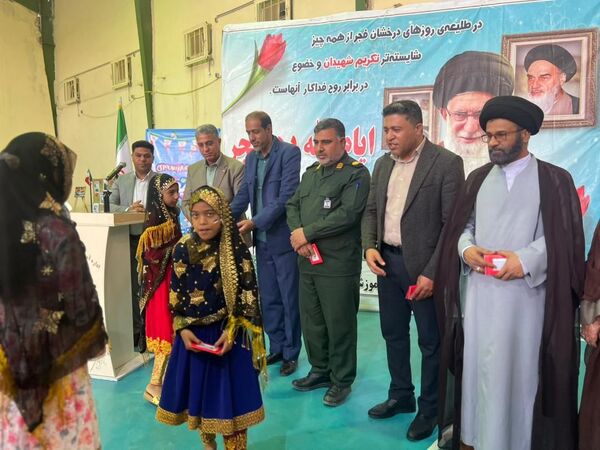 حضور پرشور دانش‌آموزان فین در جشن ۲۲ بهمن