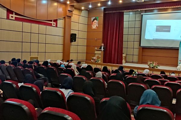 تجلیل از حافظان سلامت و ایمنی در رباط کریم