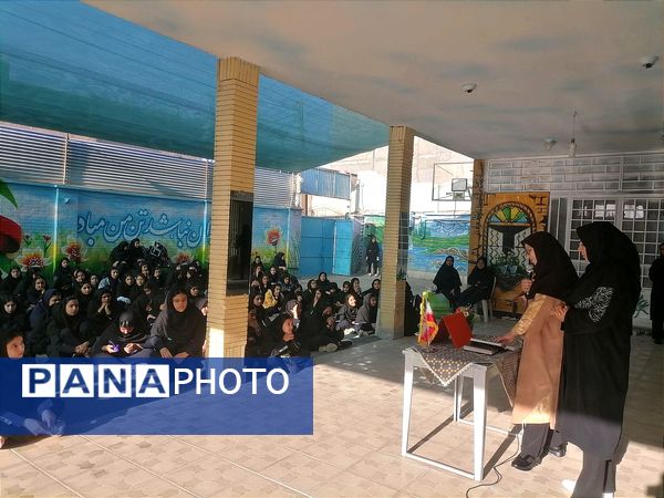 ویژه برنامه هفته بهداشت روان در دبیرستان فیاض کاشمر
