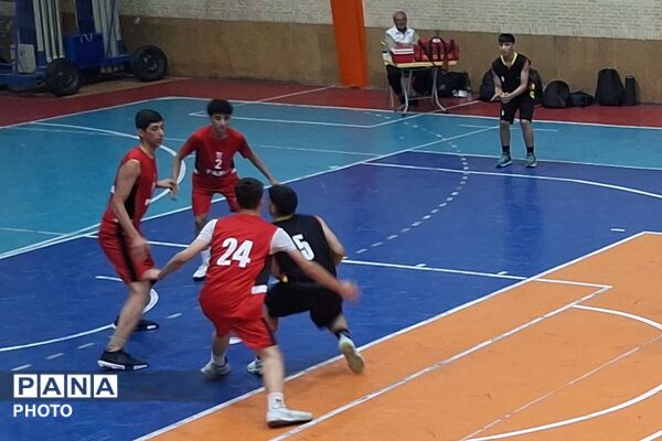 رقابت بسکتبالیست‌های فارس و بوشهر در شیراز