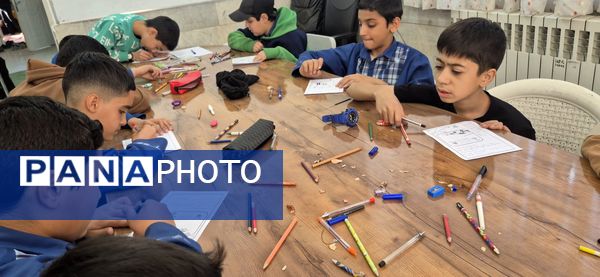 دانش آموزان دبستان امیر آقایی مهمان برنامه پرنشاط جوانه های کانون لقمان کاشمر