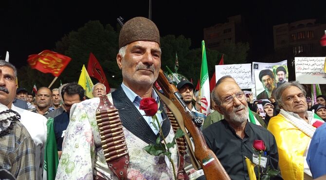 صد شب ایستادگی و مقاومت مردم بروجرد
