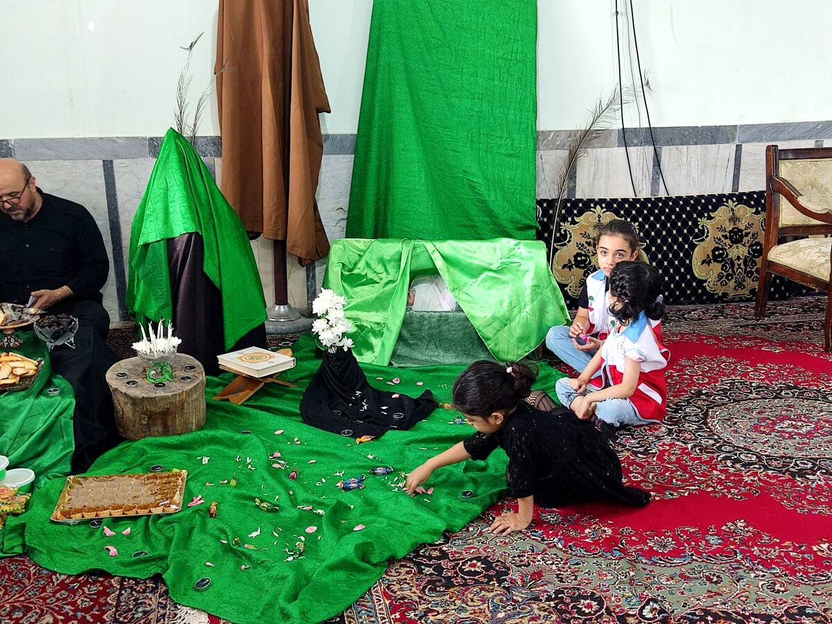 دبستان آوای مهر قائمشهر میزبان عزاداران حسینی شد