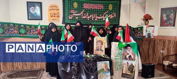 مراسم گرامیداشت شهدای مقاومت در دبیرستان گلشن آزادی مشهد