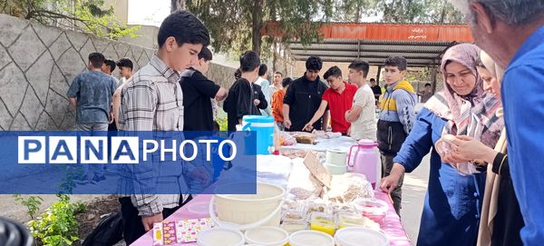 برپایی بازارچه کار و فناوری در دبیرستان شهید بهشتی آشخانه