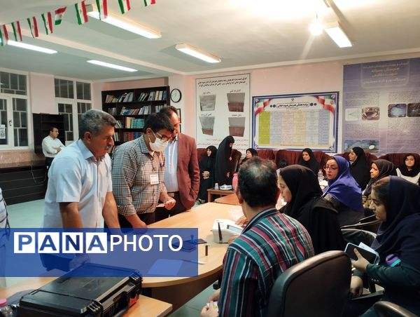 حضور مردم حاجی‌آباد در دور دوم انتخابات ریاست‌جمهوری