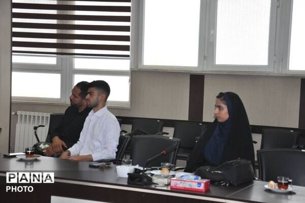 نشست خبری اصحاب رسانه به میزبانی مدیریت آموزش و پرورش کردکوی 