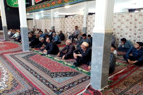 نماز جمعه در شهر تیتکانلو 