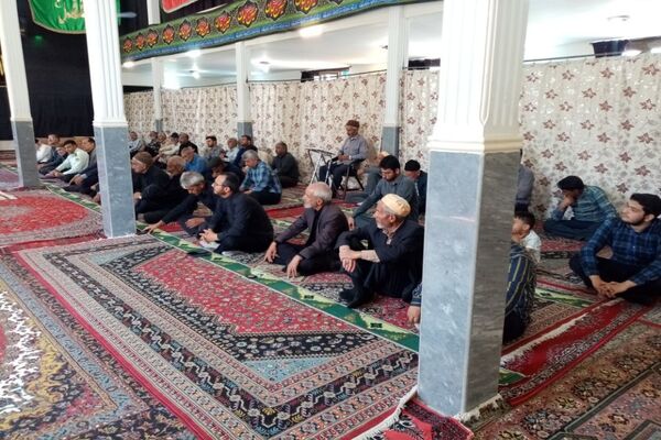 نماز جمعه در شهر تیتکانلو 