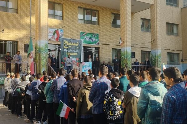 نواخته شدن زنگ آغاز هفته بسیج در ناحیه دو شهرری 