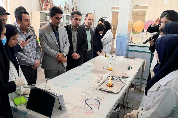 هیجان تجربه و یادگیری با نواخته شدن زنگ آزمایشگاه در بهشت آیین