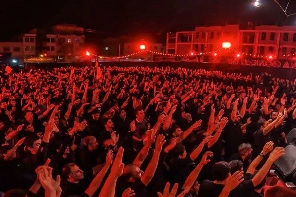 مراسم عزاداری رهبر شهید در شهر هشتگرد 