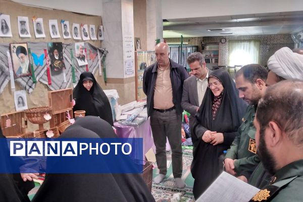 برگزاری جشنواره نمایشگاه اسوه پایگاه بسیج خواهران حضرت زینب(ع)