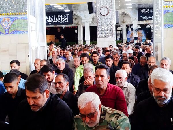 نماز جمعه در کاشمر 