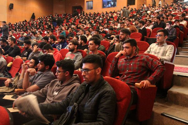 نخستین اجلاسیه شهدای دانشجو معلم در زنجان 