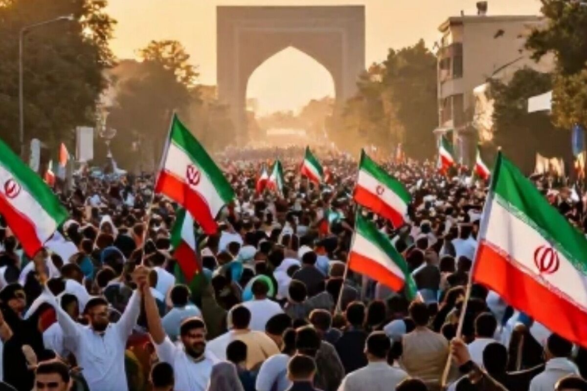 طلوع آزادی؛ حکایت ده روز پرشور
