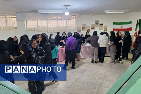 جشنواره ایرانمون در دبیرستان خدیجه کبری (س) پردیس