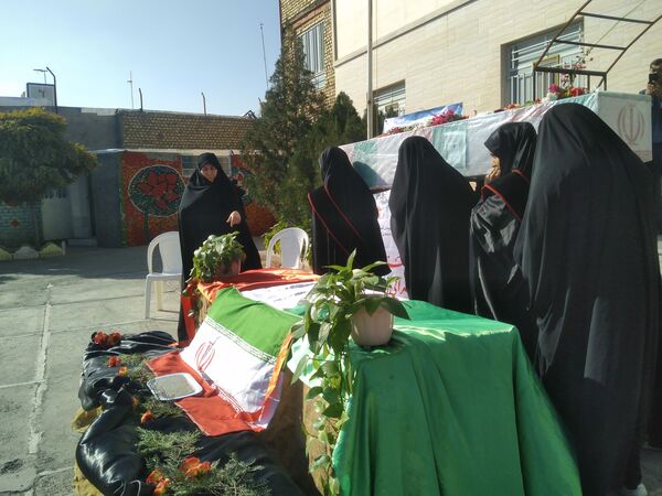 مراسم وداع با شهید گمنام در دبیرستان غیر دولتی شهید صحرایی