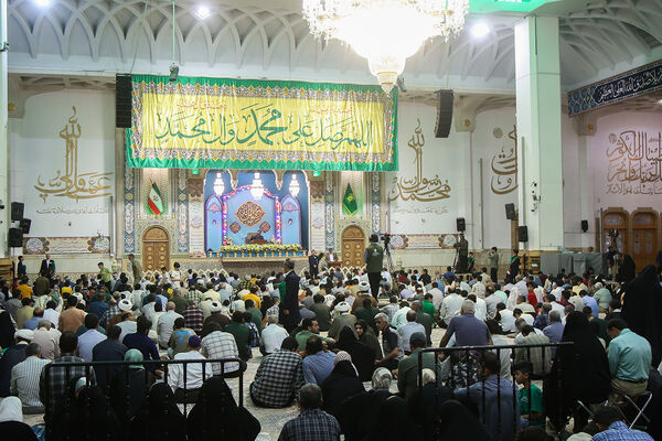 مراسم جشن میلاد پیامبر اکرم(ص) و امام جعفر صادق(ع) در حرم حضرت معصومه(س)