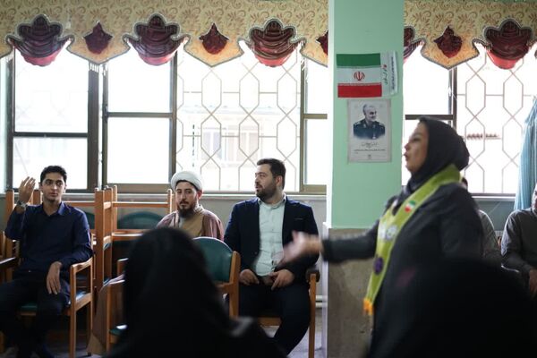 کلاس آموزشی پیشتازان در علی آباد 