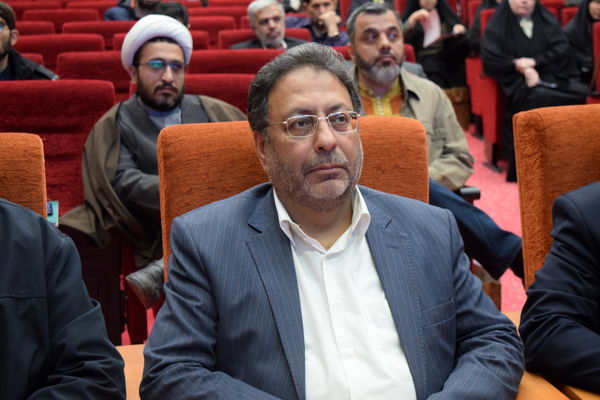 تجلیل از تلاش‌های بی‌وقفه مربیان در همایش خانواده بزرگ پرورشی