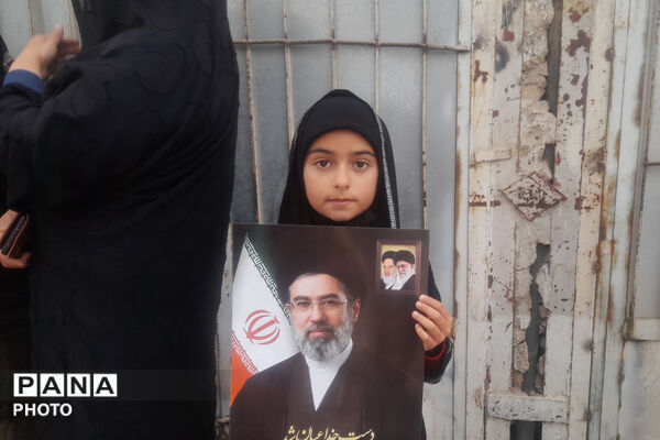  زنگ همبستگی و تجمع حماسی هواداران ایران زمین در لردگان