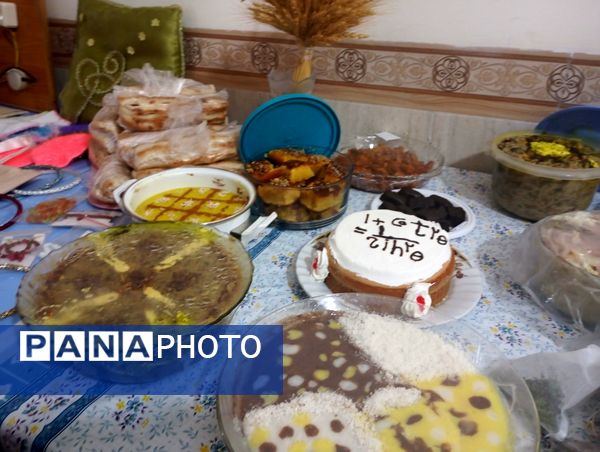 نمایشگاه هفته ماها در مدرسه فضیلت فاروج