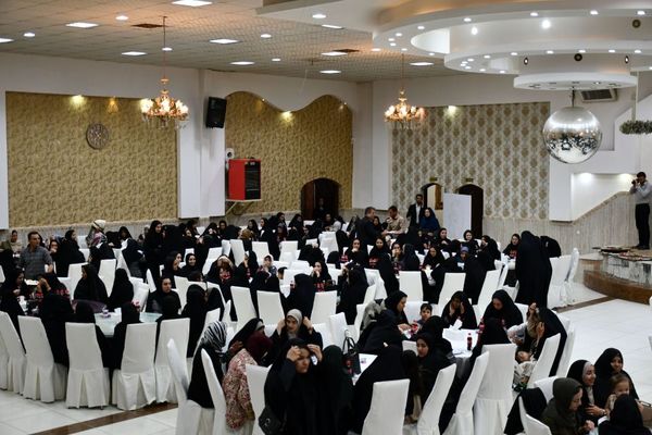 هفته‌ای برای ستایش دانایی؛ جشن معلمان در تالار ملک برگزار شد