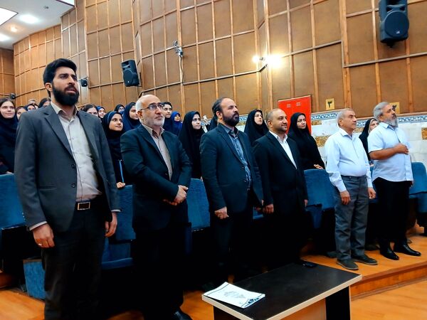 اختتامیه مسابقات «کتاب‌نوش» و «پرسش مهر» و رونمایی از دوره جدیدمسابقه پرسش مهر ریاست جمهوری در کانون شهید فهمیده کرج 