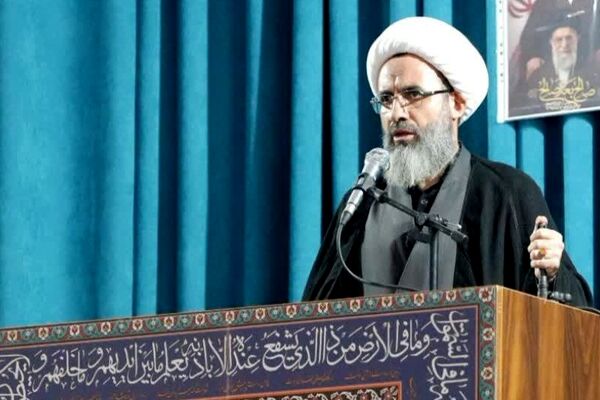 وحدت و هوشیاری ملی، سد راه فتنه‌های جدید دشمن است