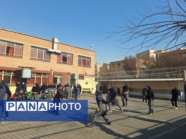 فجرانه ورزشی در دبیرستان حضرت ولی عصر (عج)