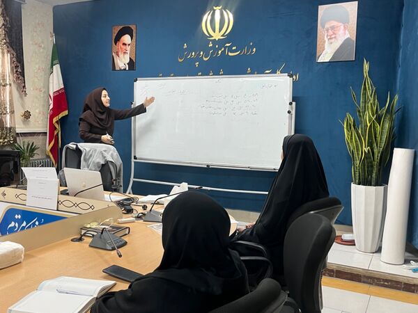 برگزاری جلسه فصلی مدرسین آموزش خانواده در شهرستان قدس