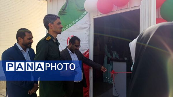 رویداد «مدرسه‌ انقلاب» در دبیرستان شاهد شهید مصلحی میناب