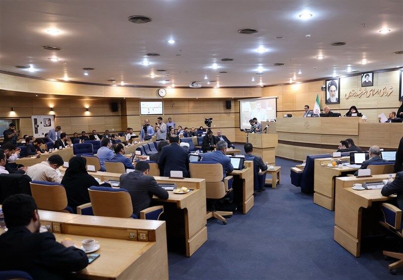 سیل، موضوع مهم جلسه شورای اسلامی شهر مشهد؛ استیضاح شهردار مشهد یک‌ماه به تعویق افتاد 