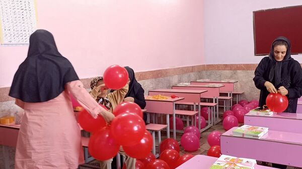 دبستان نیایش؛ مدرسه‌ای پویا در آغاز سال تحصیلی با اجرای پروژه مهر