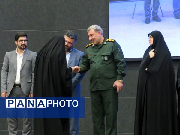 اختتامیه رویداد رسانه‌ای سرمشق باغ موزه دفاع مقدس رشت