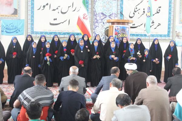 بزرگداشت مقام معلم در نماز جمعه گلوگاه 