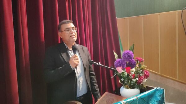 آئین پرطنین زنگ مهر و مقاومت در مدارس شهرستان خاتم 