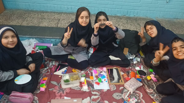 ماها منظر‌ه‌ای زیبا از هنرمندی دانش‌آموزان مدرسه ساره