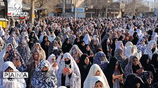 اقامه نماز عید سعید فطر در شهرستان دلفان