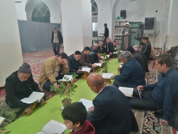 جلسه جزء خوانی قرآن کریم در شهرستان خلیل آباد 