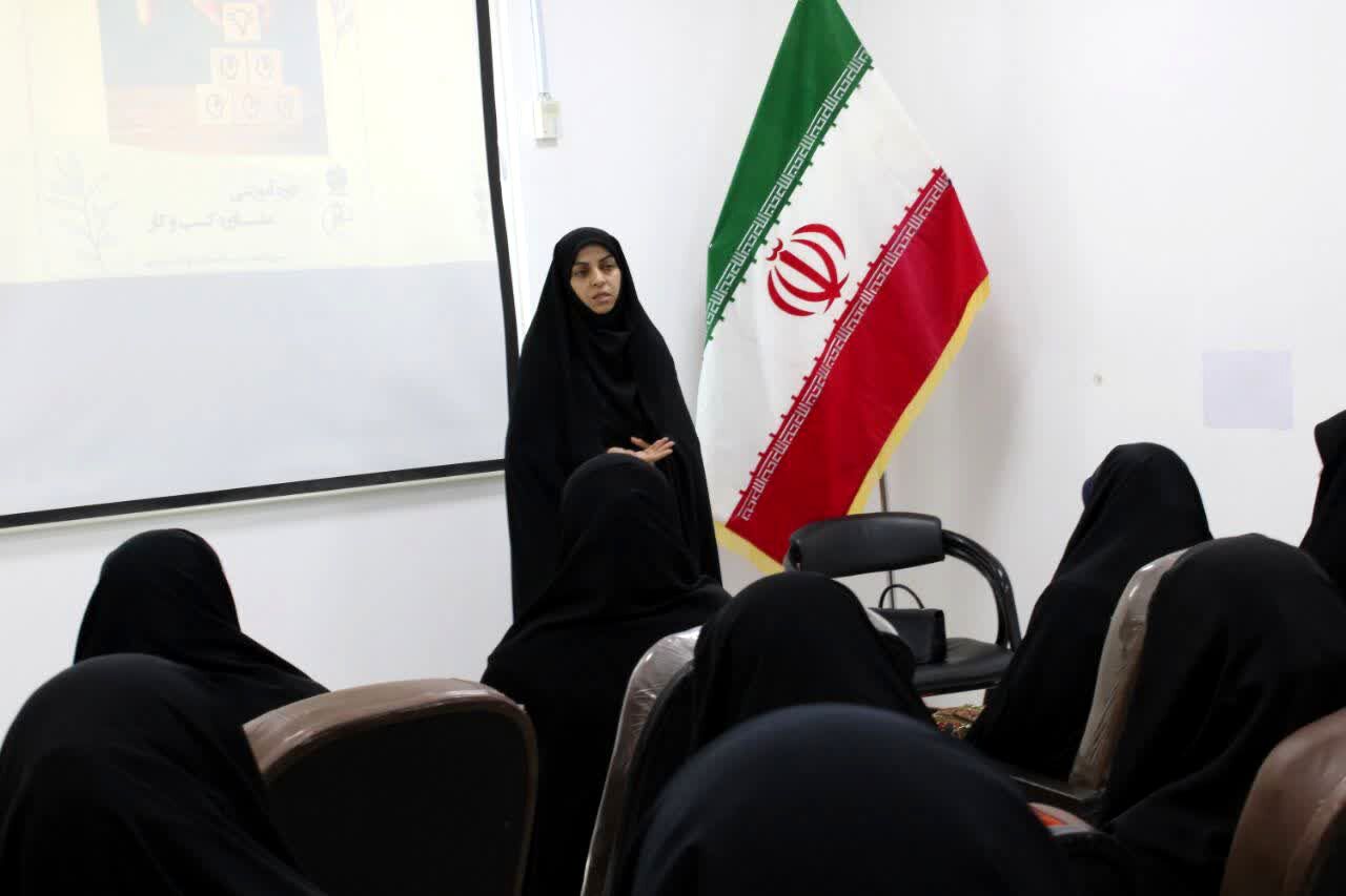 زنان در اقتصاد و تربیت خانواده نقش مهمی دارند