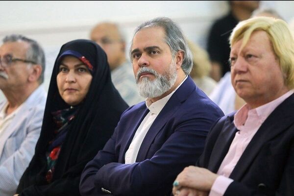 شاعرانگی در هر اثر هنری با گوش و چشم جان شنیده میشود