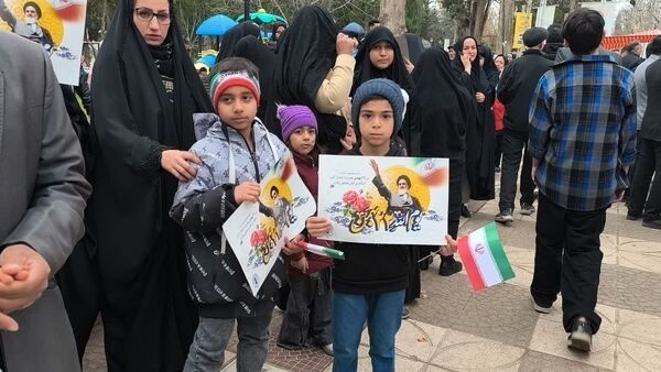راهپیمایی ۲۲ بهمن در مینودشت