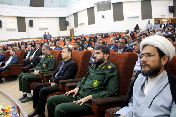 همایش تجلیل از معلمان نمونه استان بوشهر