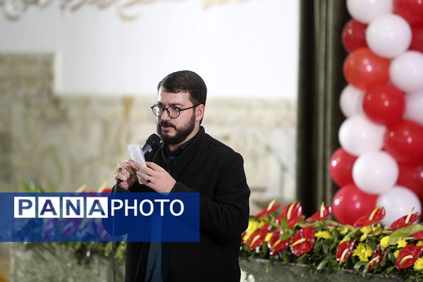 جشن ازدواج ۶۵۰ زوج دانشجوی دانشگاه‌های قم در سالروز میلاد جوادالائمه(س)