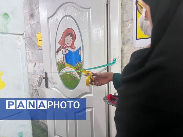 نمایشگاه کاردستی، کتاب‌های درسی و بازی و مهارت در دبستان هدی یک