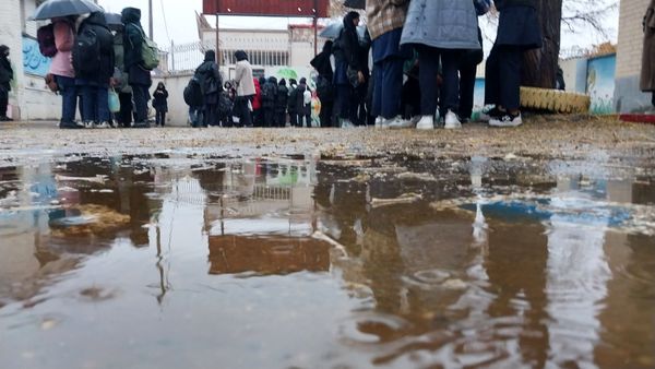 اولین بارش باران الهی در شهر زیبای  نیشابور 